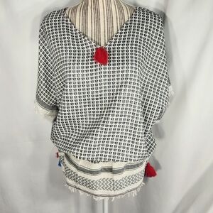 NIBI-MTK NWT Black & White V Neck & Back Pullover Swim Beach Cover Up Size XS/Sm